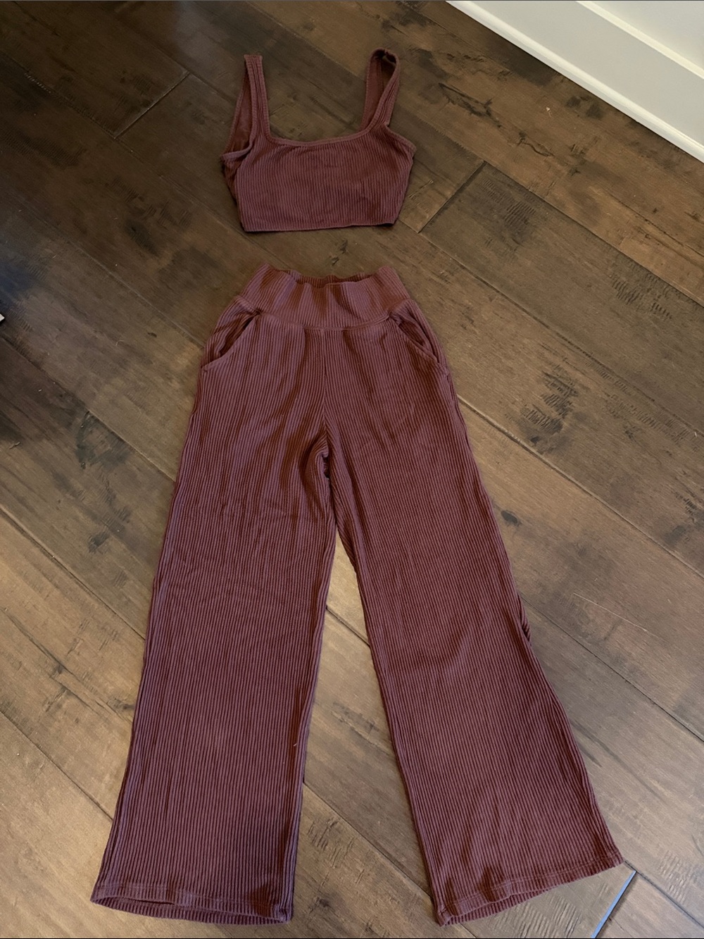 Ribbed cropped Wide-Leg Pants & Crop Tank Set - brown A&F